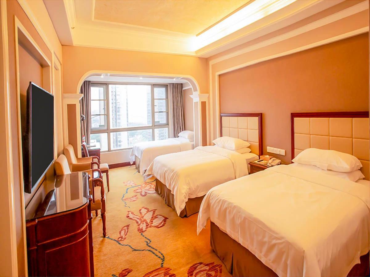 Vienna Hotel Shenzhen Songgang Liye Road מראה חיצוני תמונה