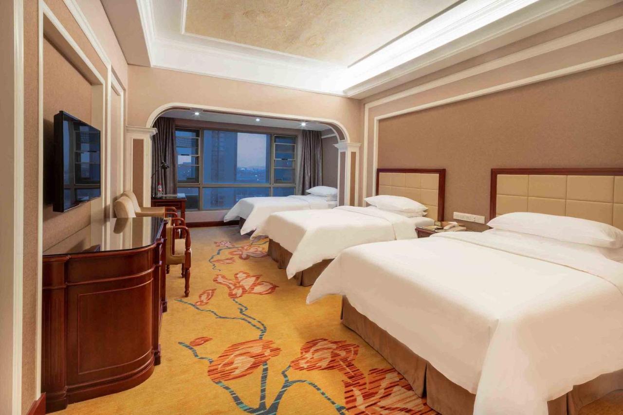 Vienna Hotel Shenzhen Songgang Liye Road מראה חיצוני תמונה